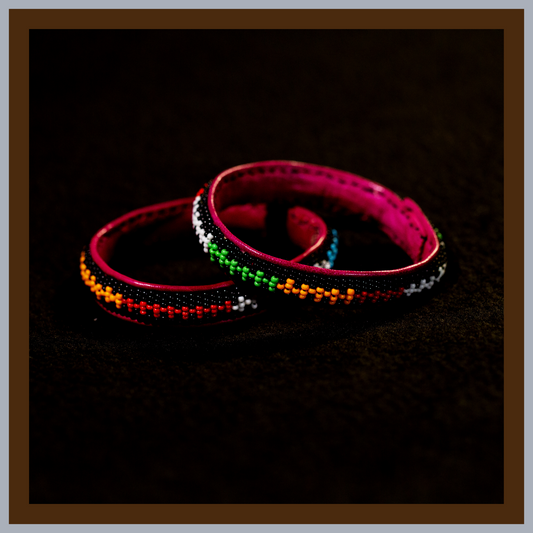 Lot de deux bracelets multi-colors